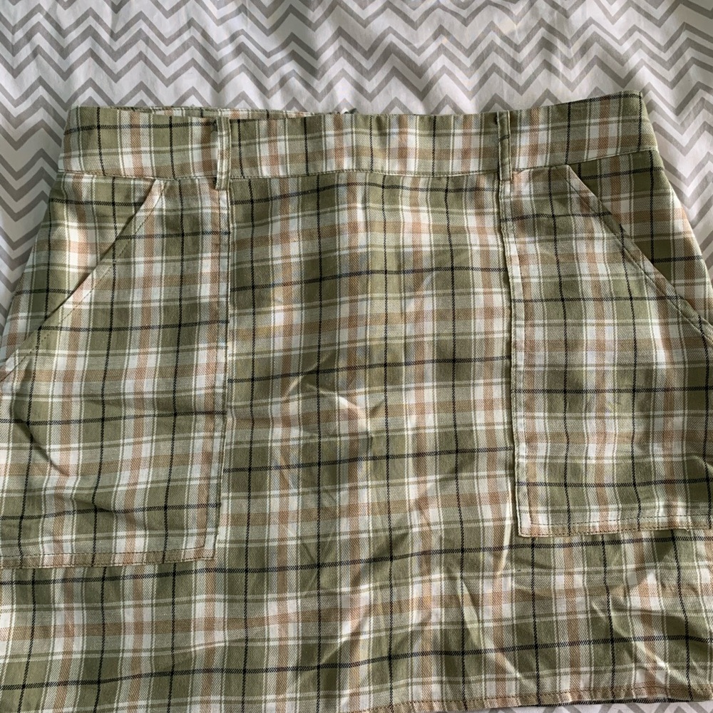 mini skirt